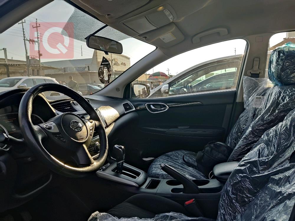نیسان سێنترا